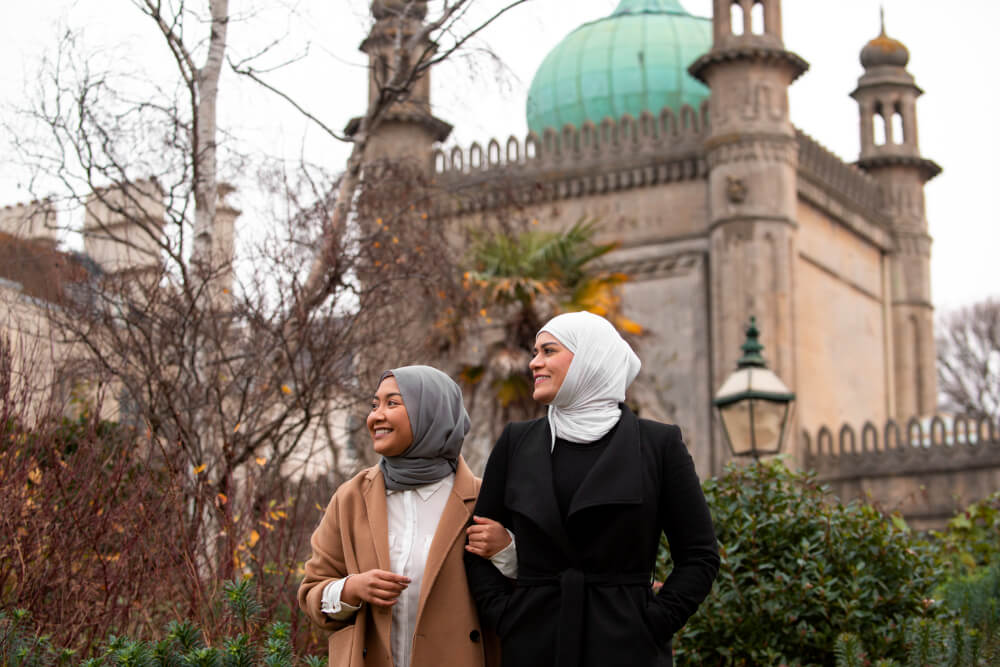 Single Muslim Reverts in the UK: A Detailed Guide